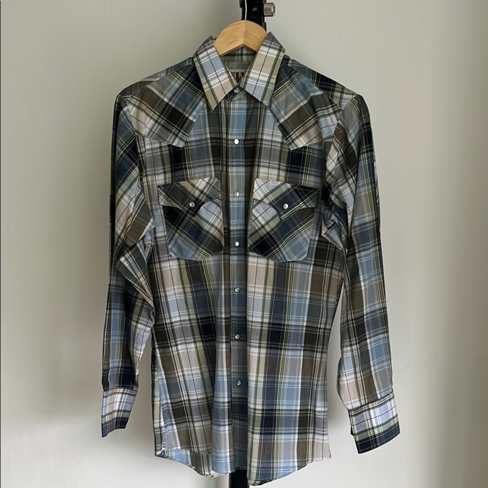 Ely Cattleman Blue and Gray Casual Button Down Shirt